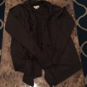 Dark grey cardigan with braided neck line